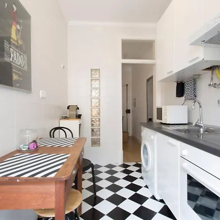 Quiet And Cosy Penha De Franca Lejlighed