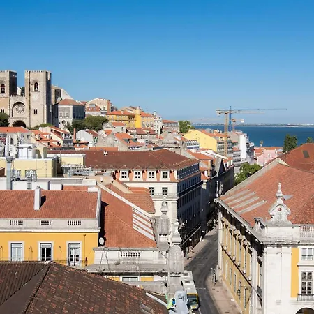 Quiet And Cosy Penha De Franca Daire Lisboa