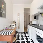 Quiet And Cosy Penha De Franca Апартаменты